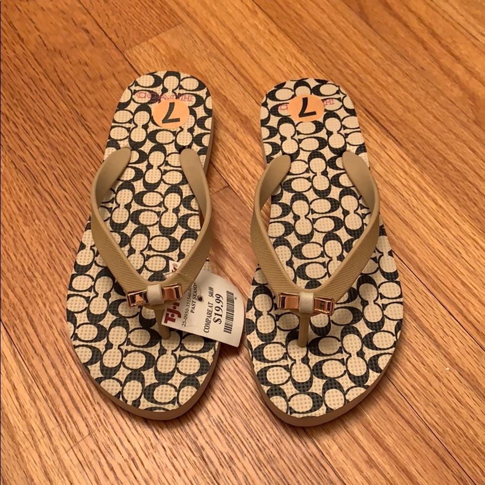Coach Tan/Cream Flip Flops
